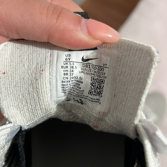 Nike women’s vapor max - Picture 4 of 4